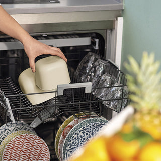 L STORE&MORE - Shallow airtight fridge/freezer/microwave containers 1900cc