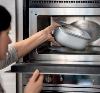 L STORE&MORE - Shallow airtight fridge/freezer/microwave containers 1900cc